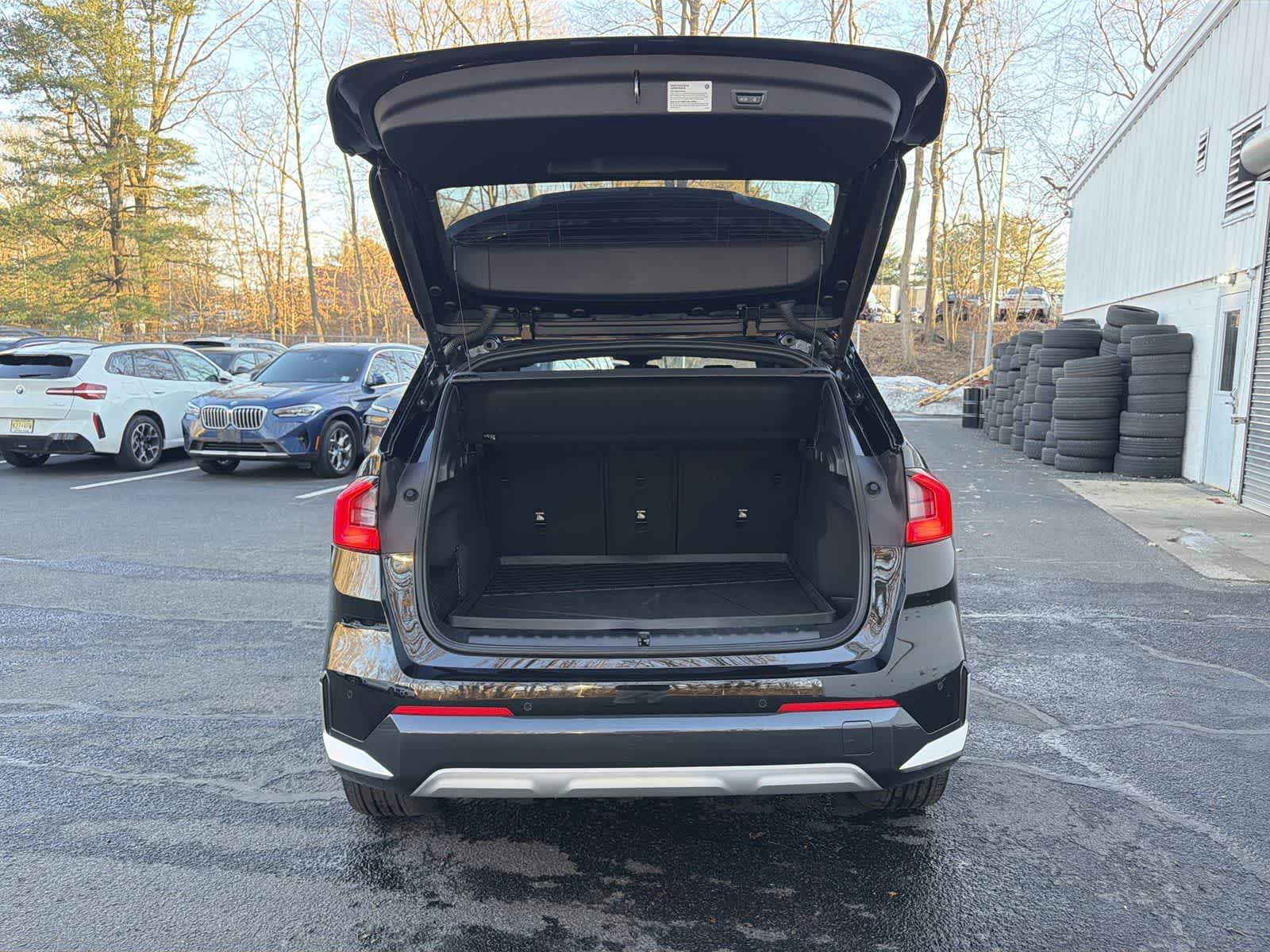 Thumbnail: 2025 BMW X1 - 27