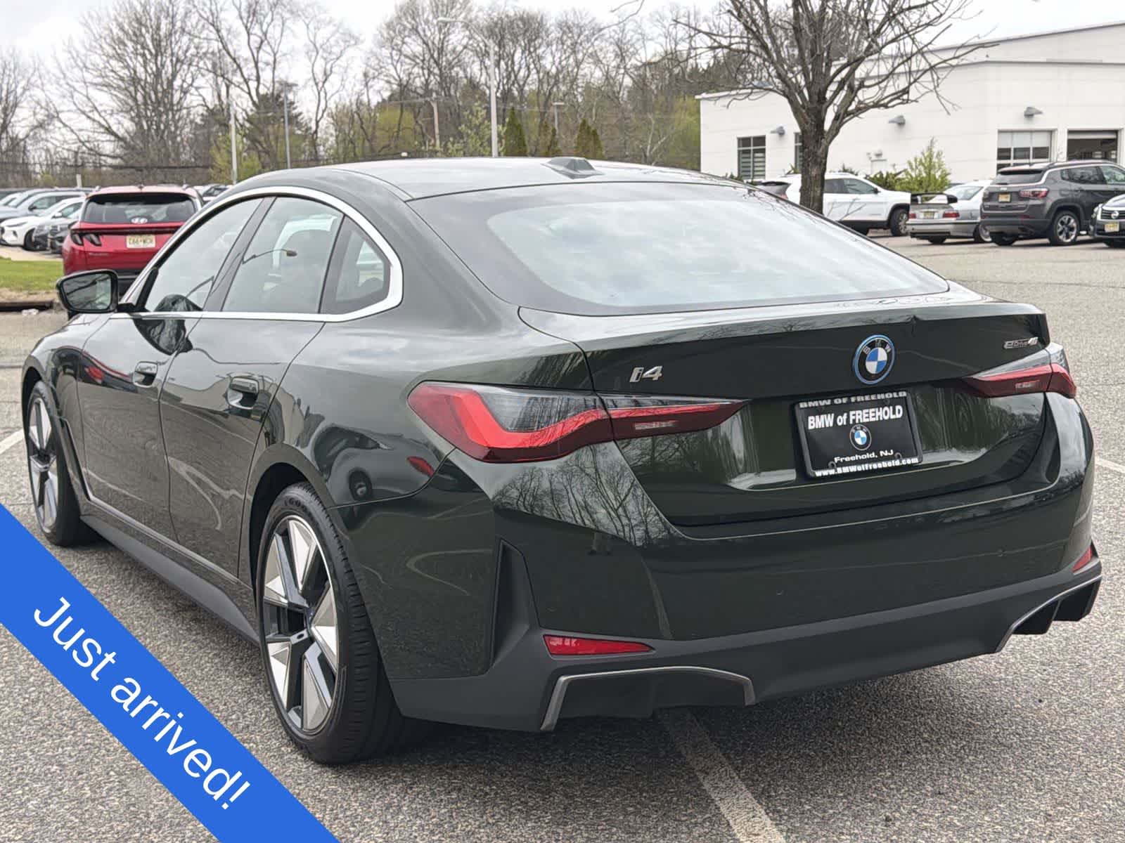 Thumbnail: 2023 BMW i4 - 12