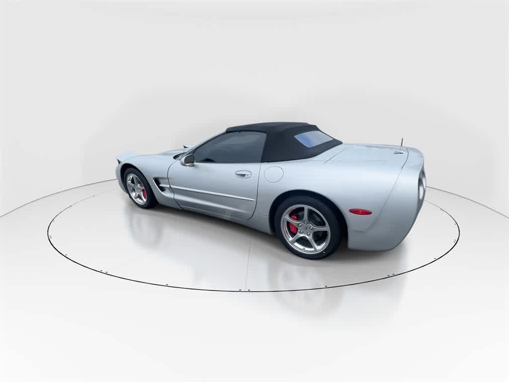 2001 Chevrolet Corvette Base 3