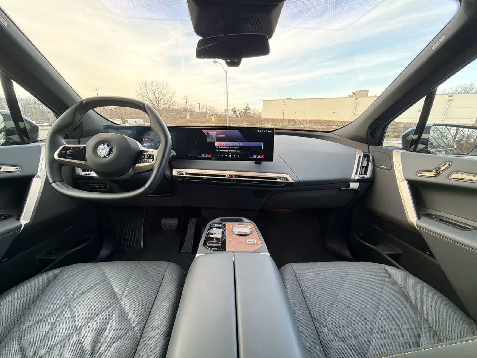 Thumbnail: 2026 BMW iX - 17