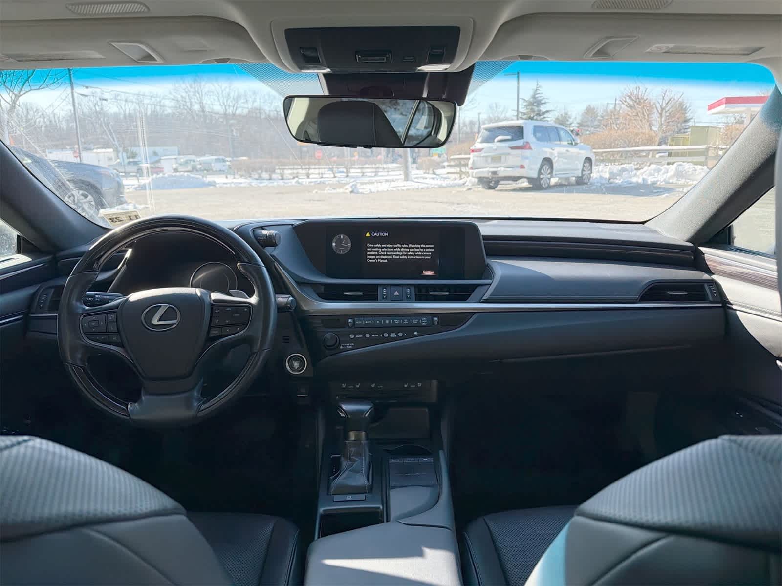 Thumbnail: 2019 Lexus ES - 18