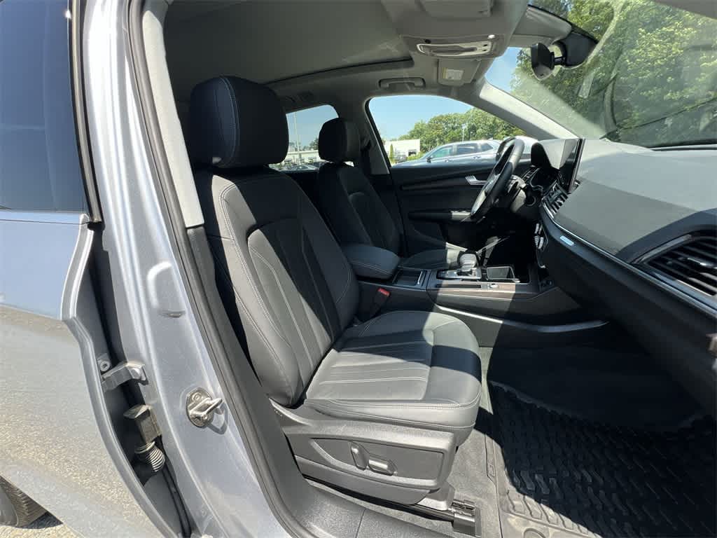 Thumbnail: 2022 Audi Q5 - 22