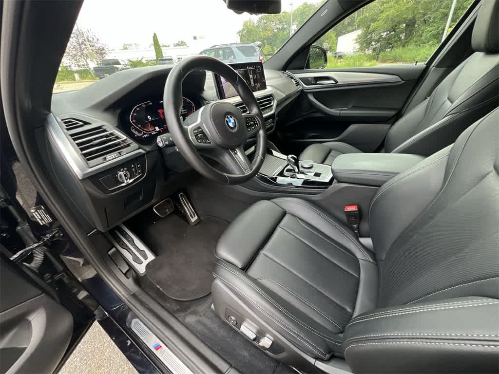 Thumbnail: 2022 BMW X4 - 10
