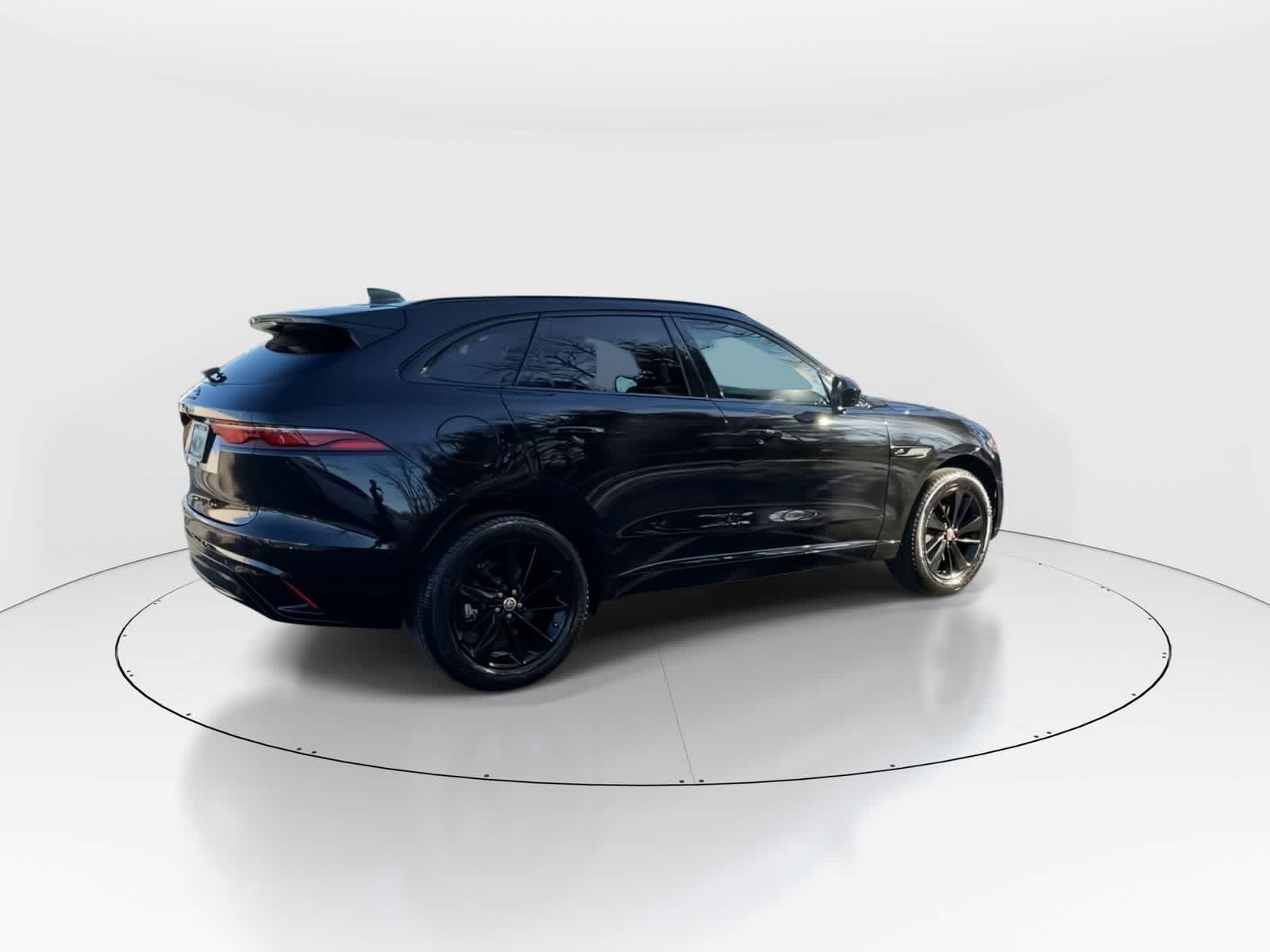 Thumbnail: 2022 Jaguar F-Pace - 7