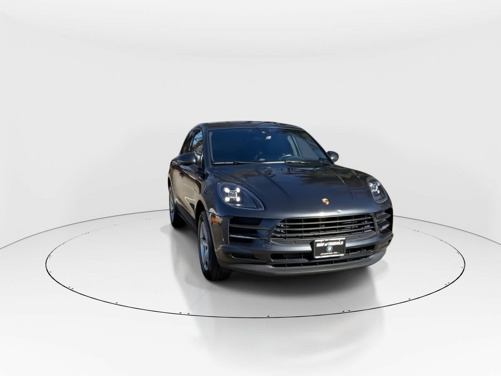 Thumbnail: 2020 Porsche Macan - 2