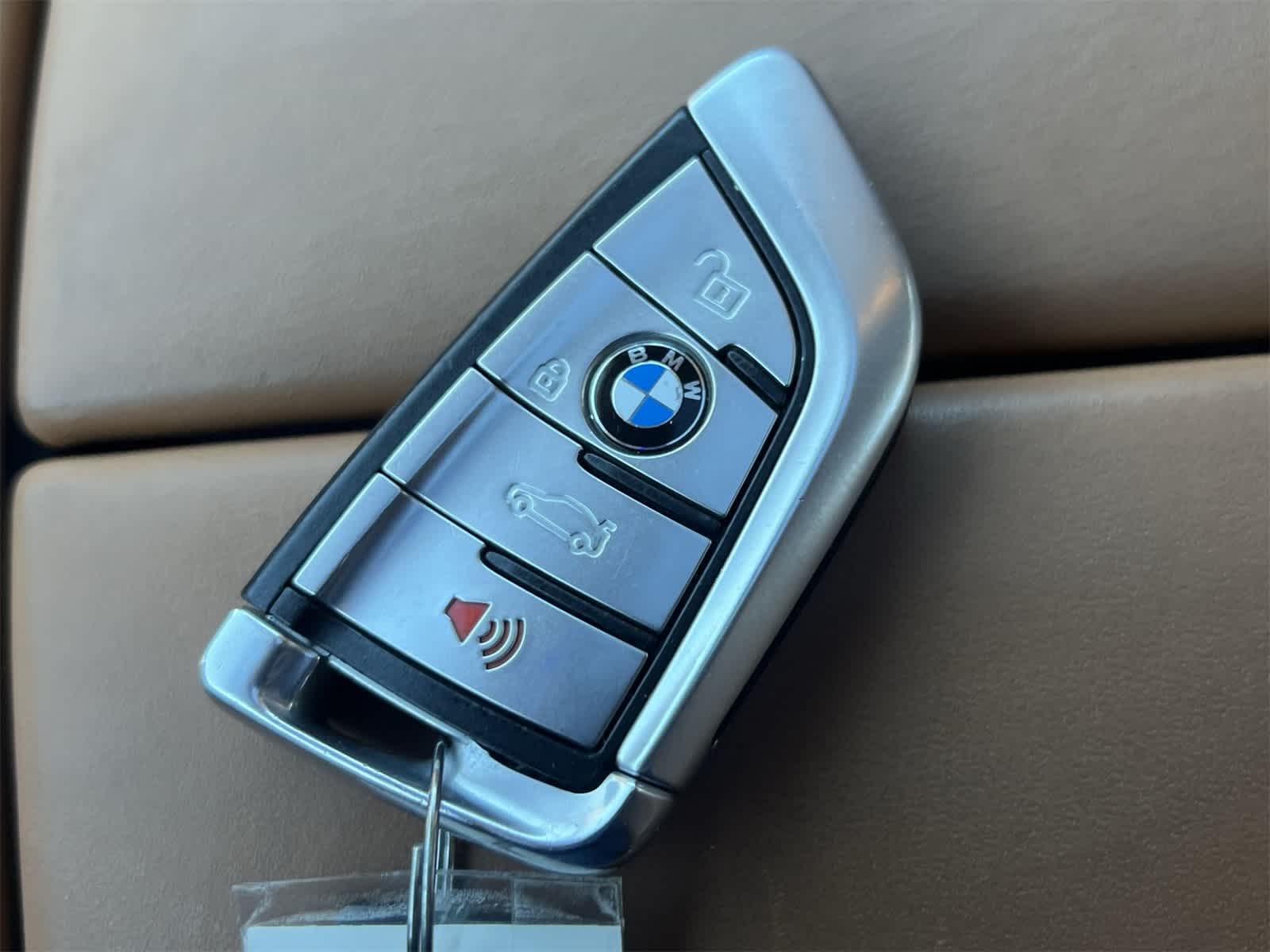 Thumbnail: 2021 BMW 7 Series - 28