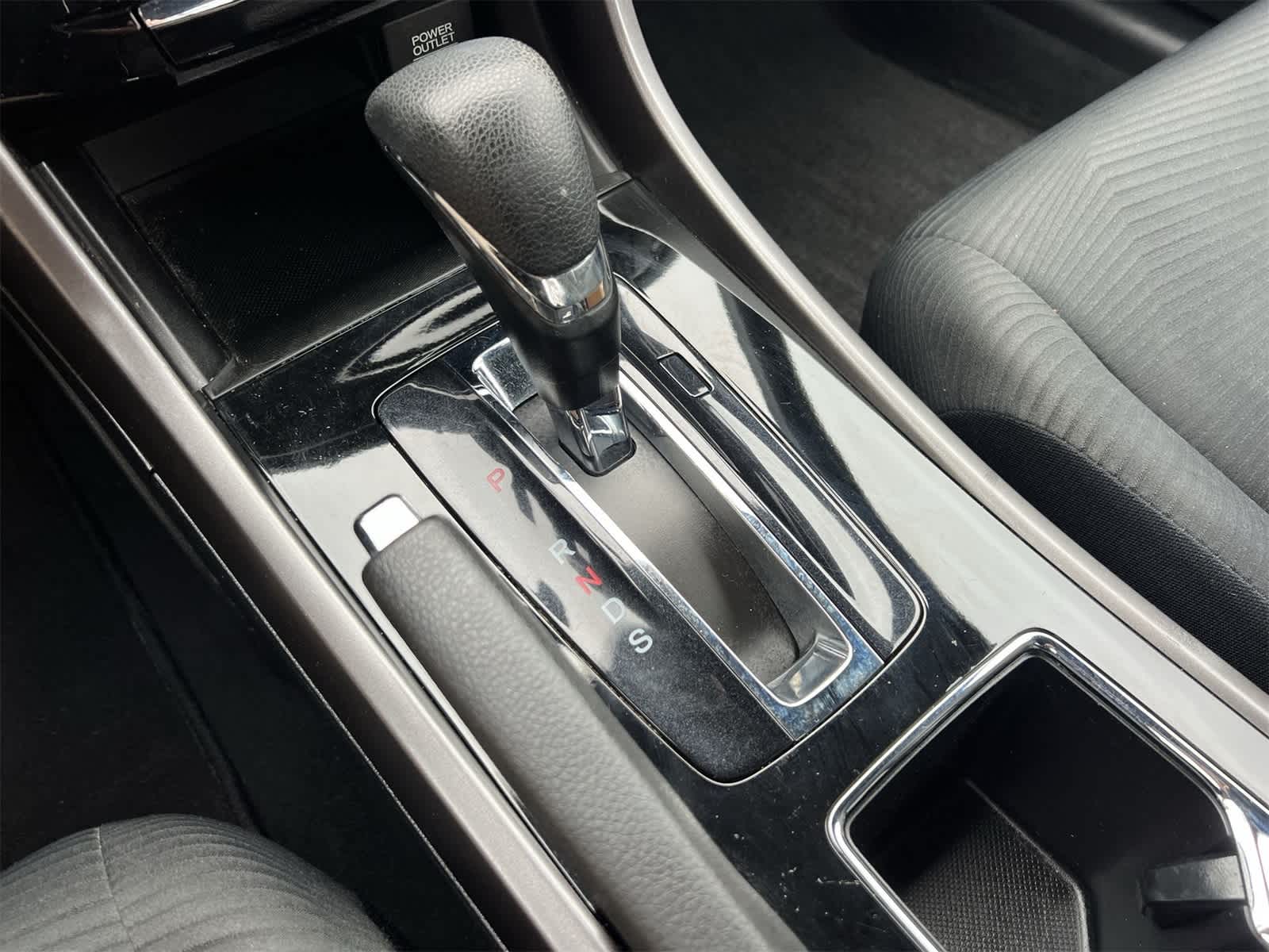 Thumbnail: 2016 Honda Accord - 24