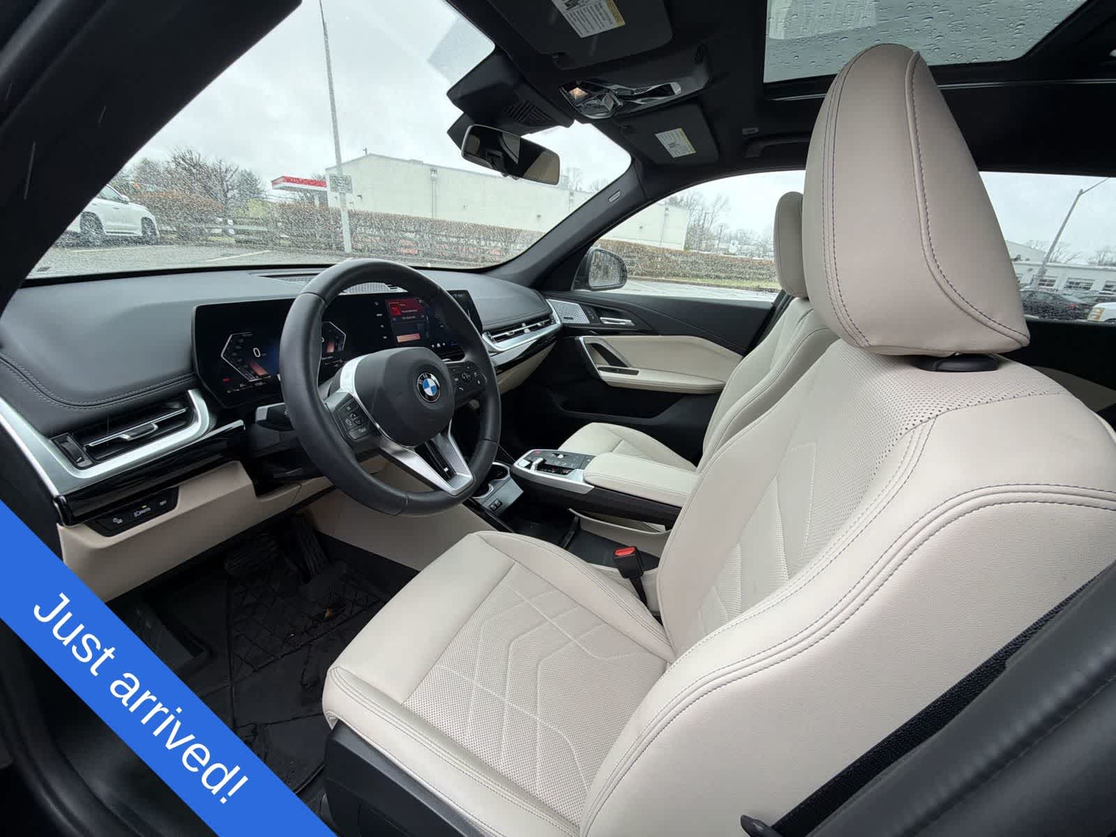 Thumbnail: 2025 BMW X1 - 10