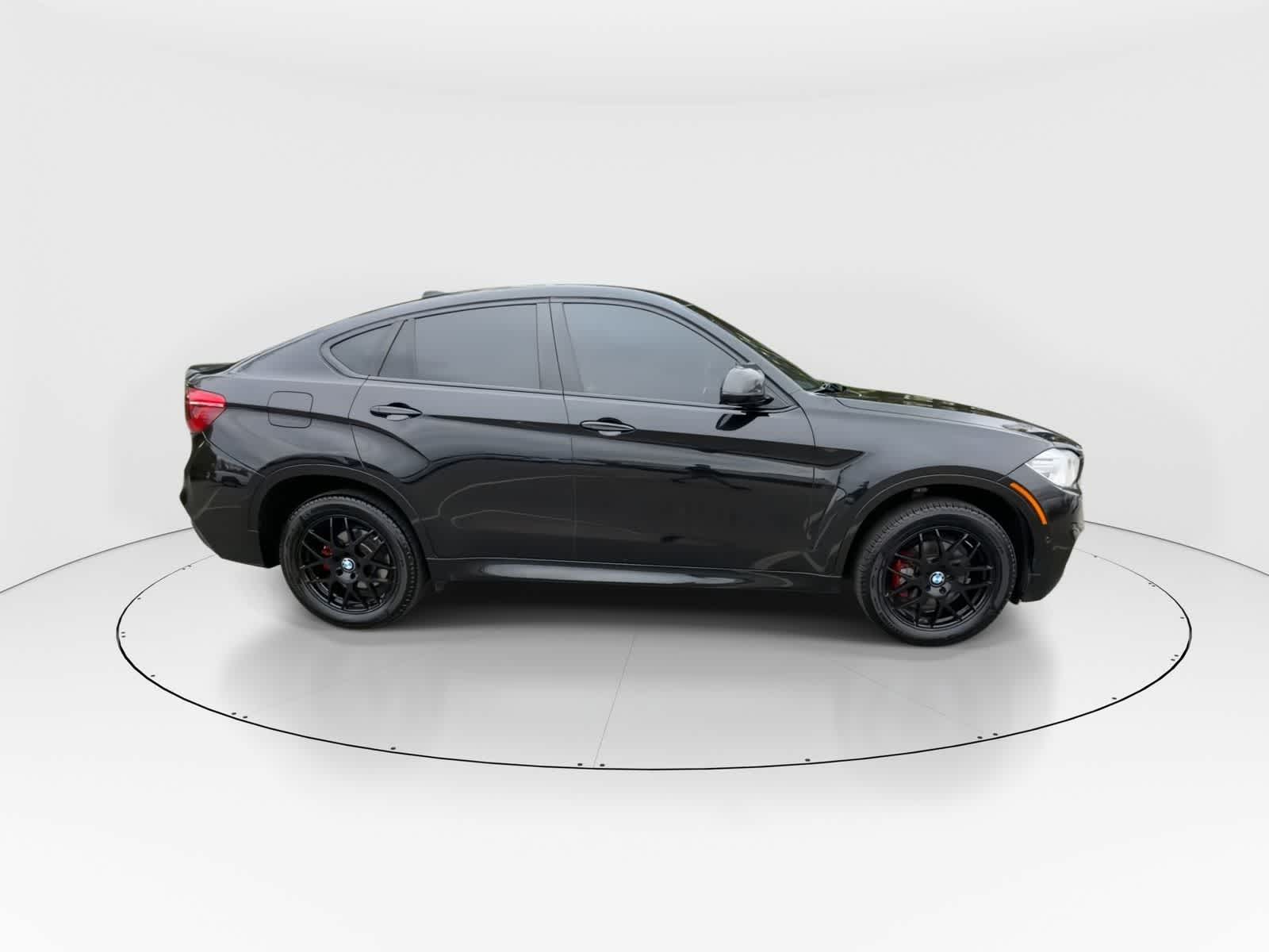 Thumbnail: 2018 BMW X6 - 9