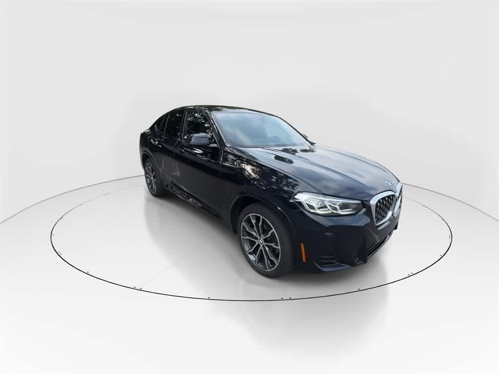 Thumbnail: 2022 BMW X4 - 2