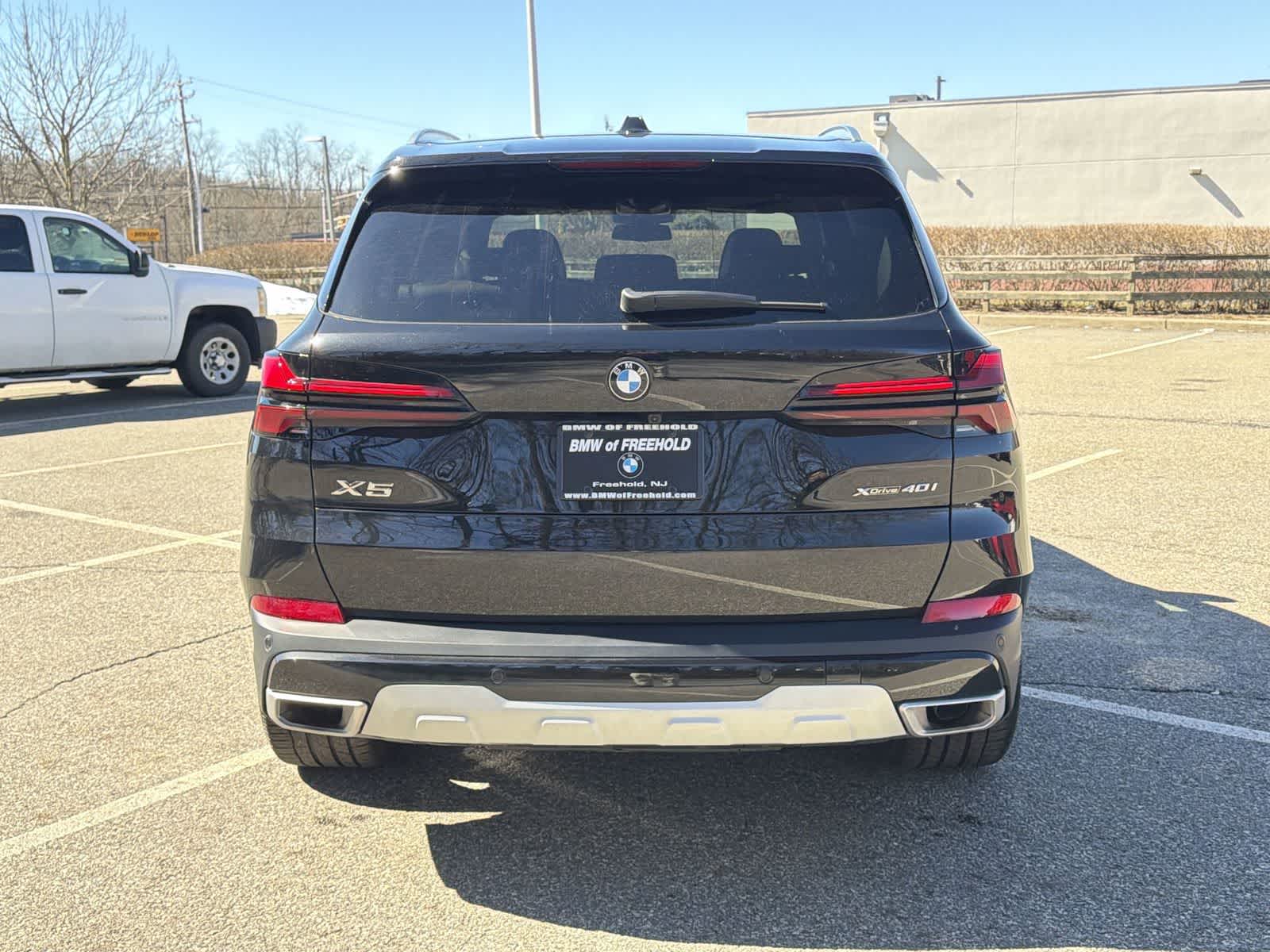 Thumbnail: 2026 BMW X5 - 13