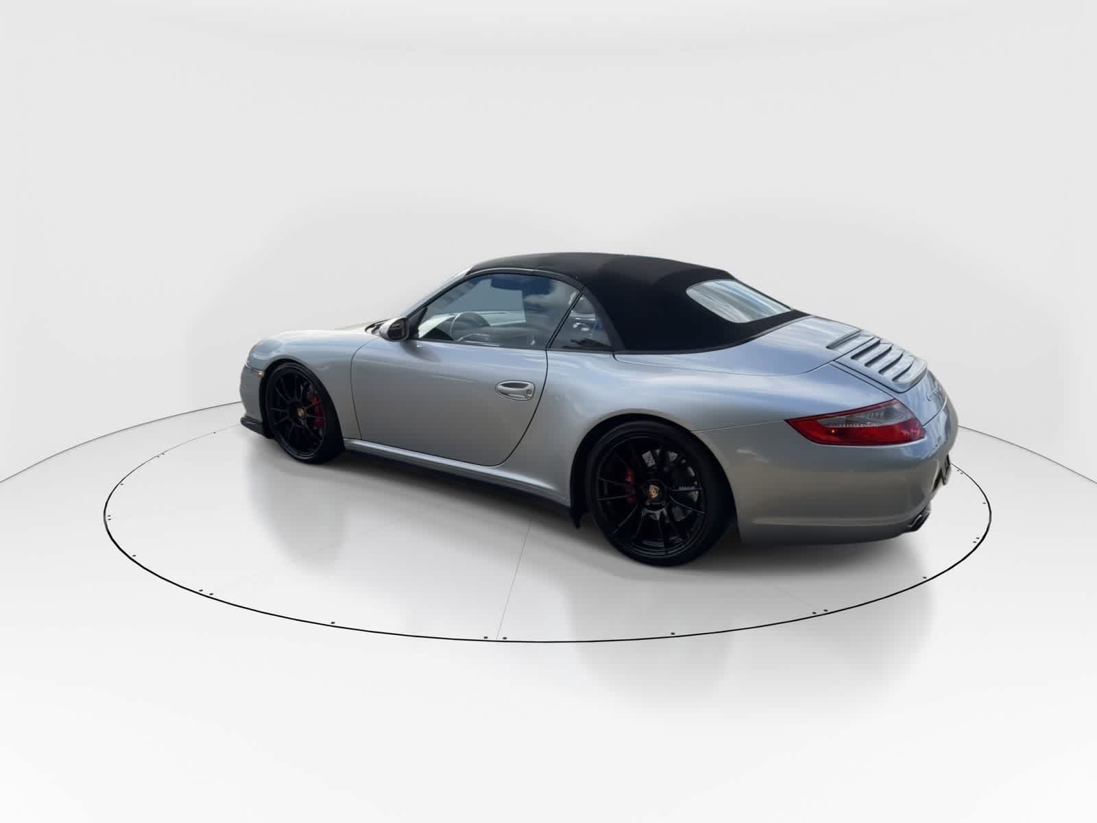 Thumbnail: 2006 Porsche 911 - 2