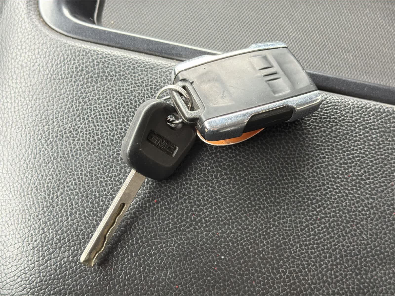 Thumbnail: 2015 GMC Sierra 1500 - 28