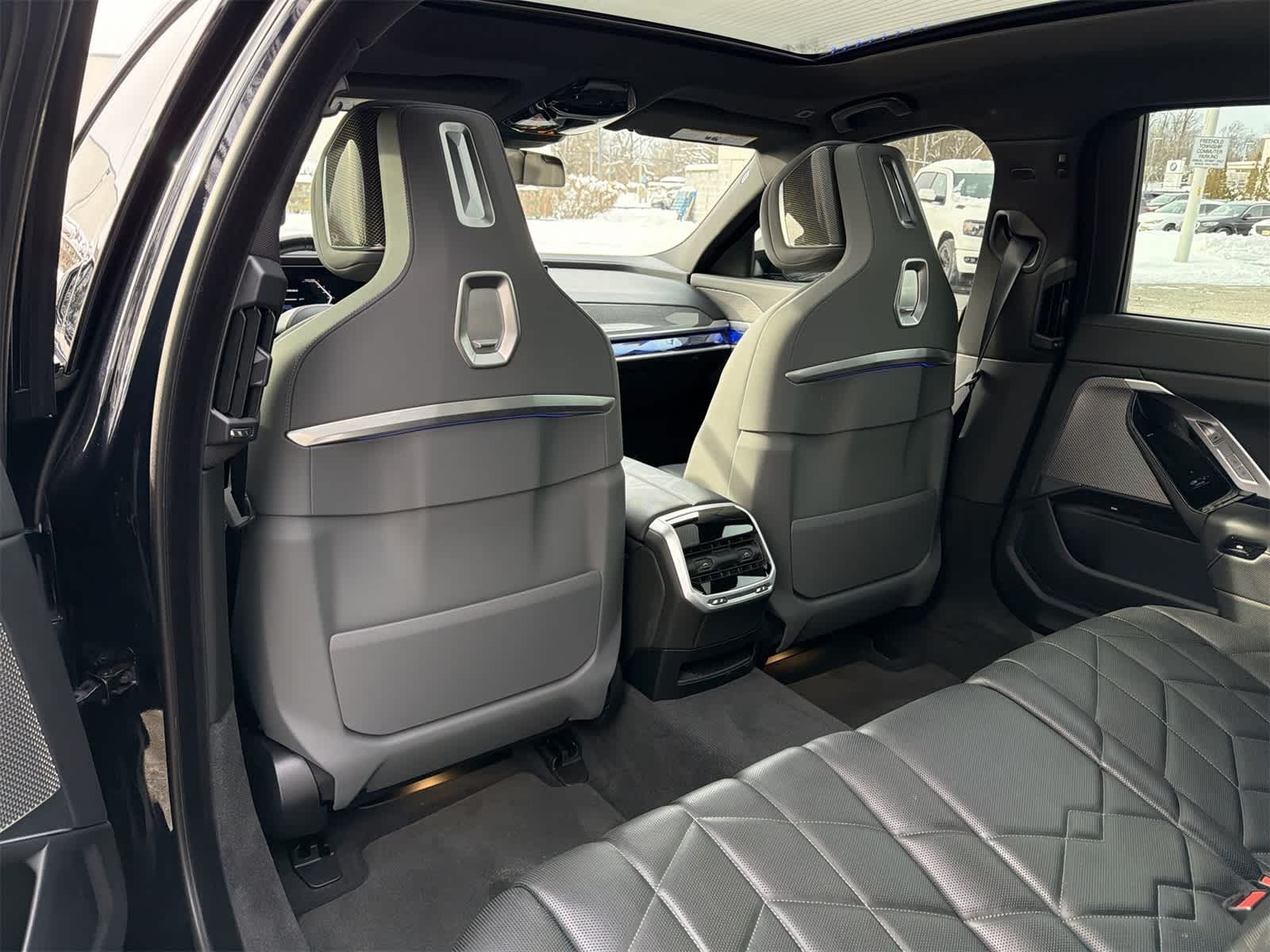 Thumbnail: 2023 BMW 7 Series - 20