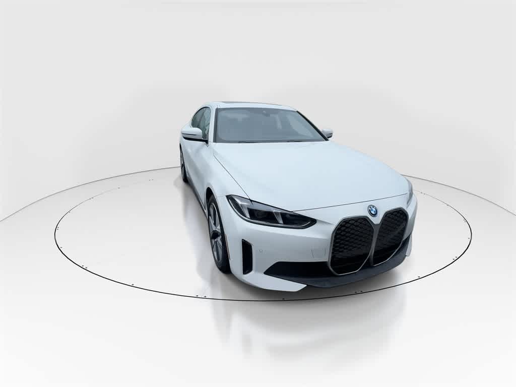 Thumbnail: 2025 BMW i4 - 5
