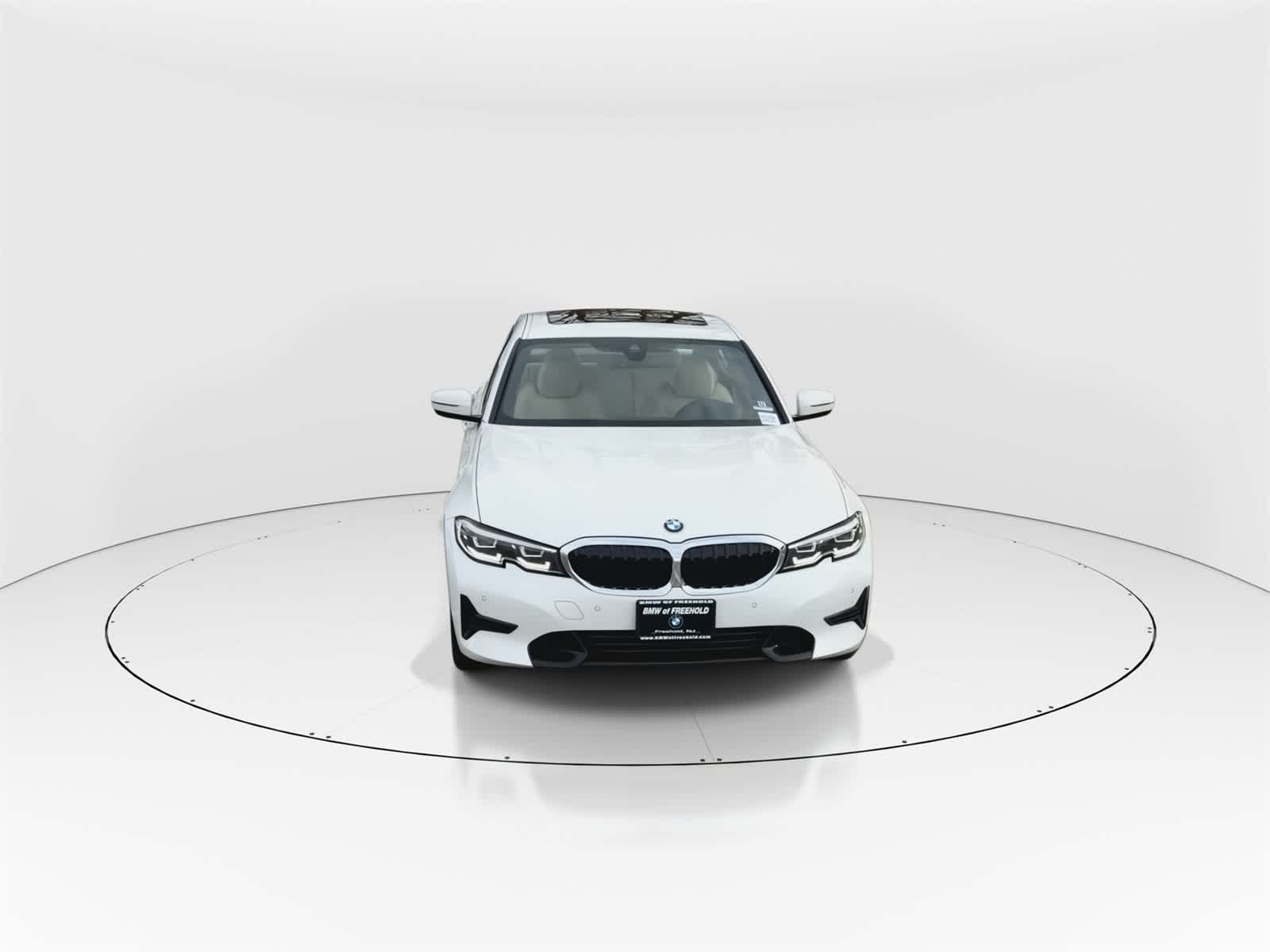 Thumbnail: 2020 BMW 3 Series - 4