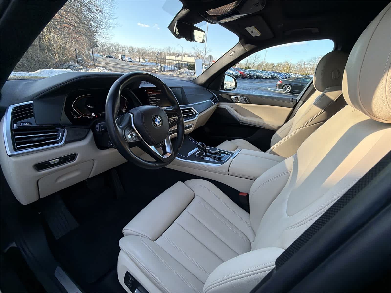 Thumbnail: 2022 BMW X5 - 10