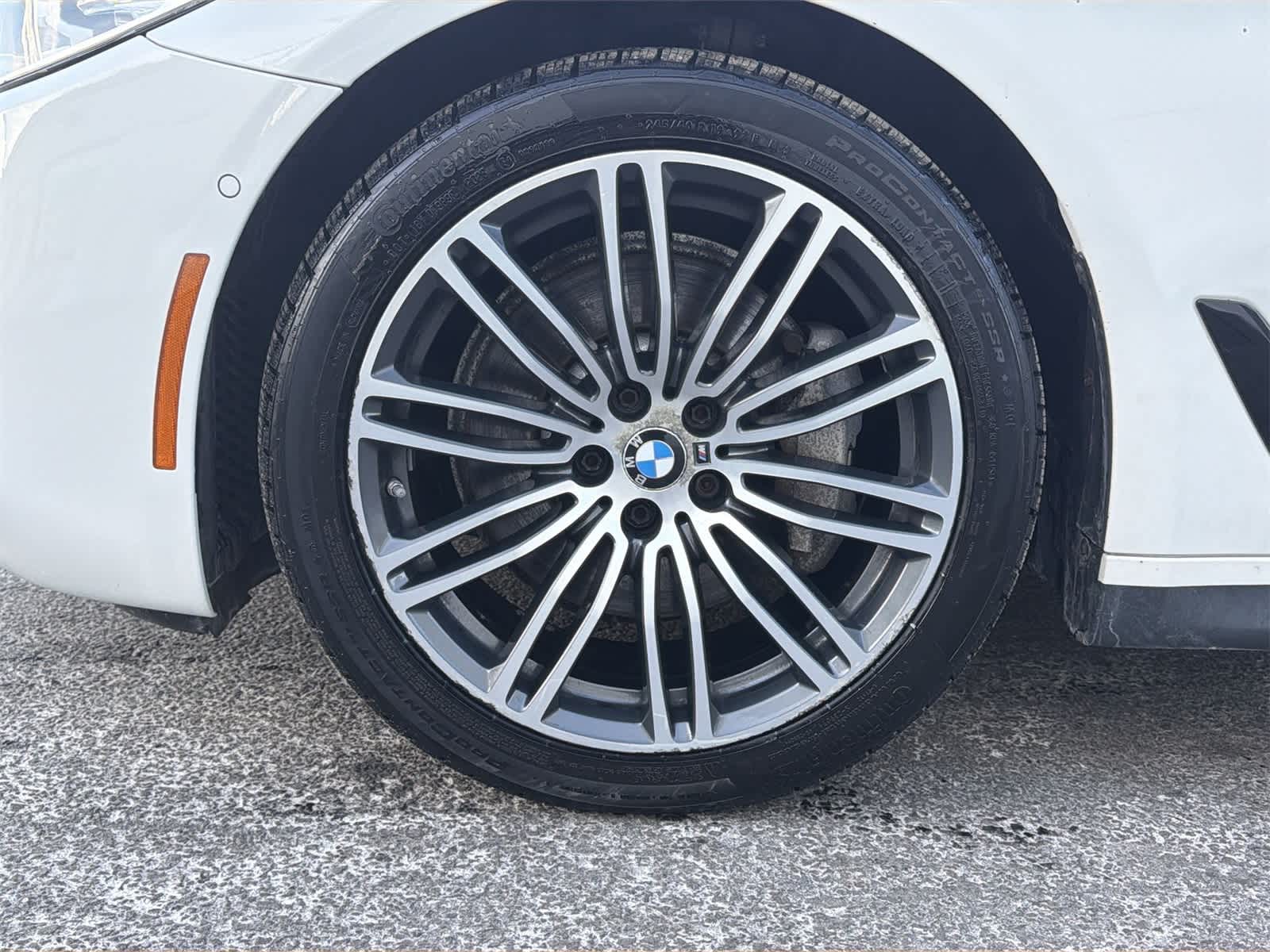 Thumbnail: 2018 BMW 5 Series - 16