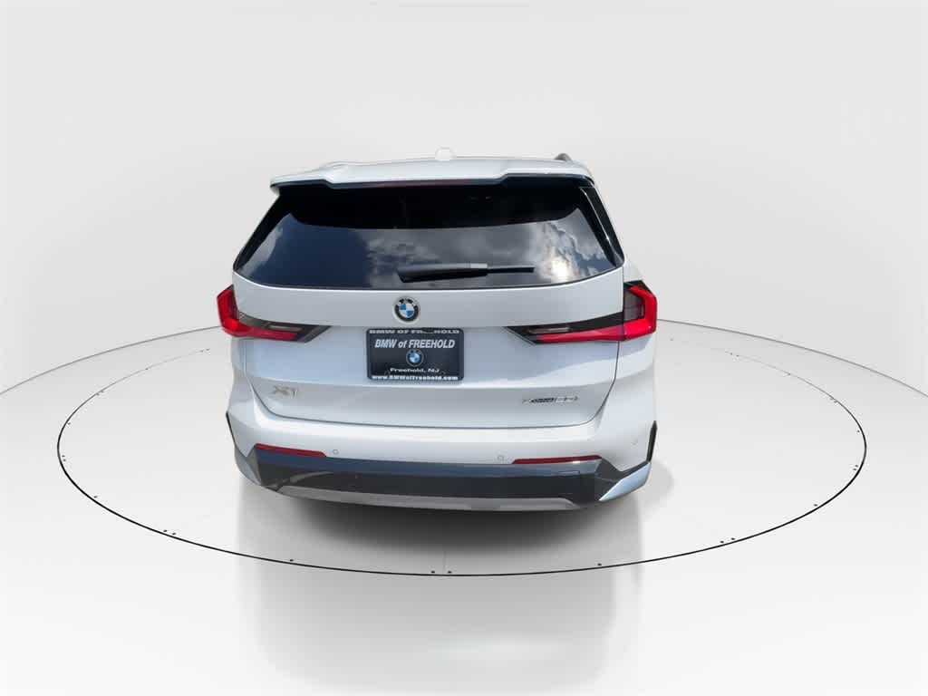 Thumbnail: 2023 BMW X1 - 7