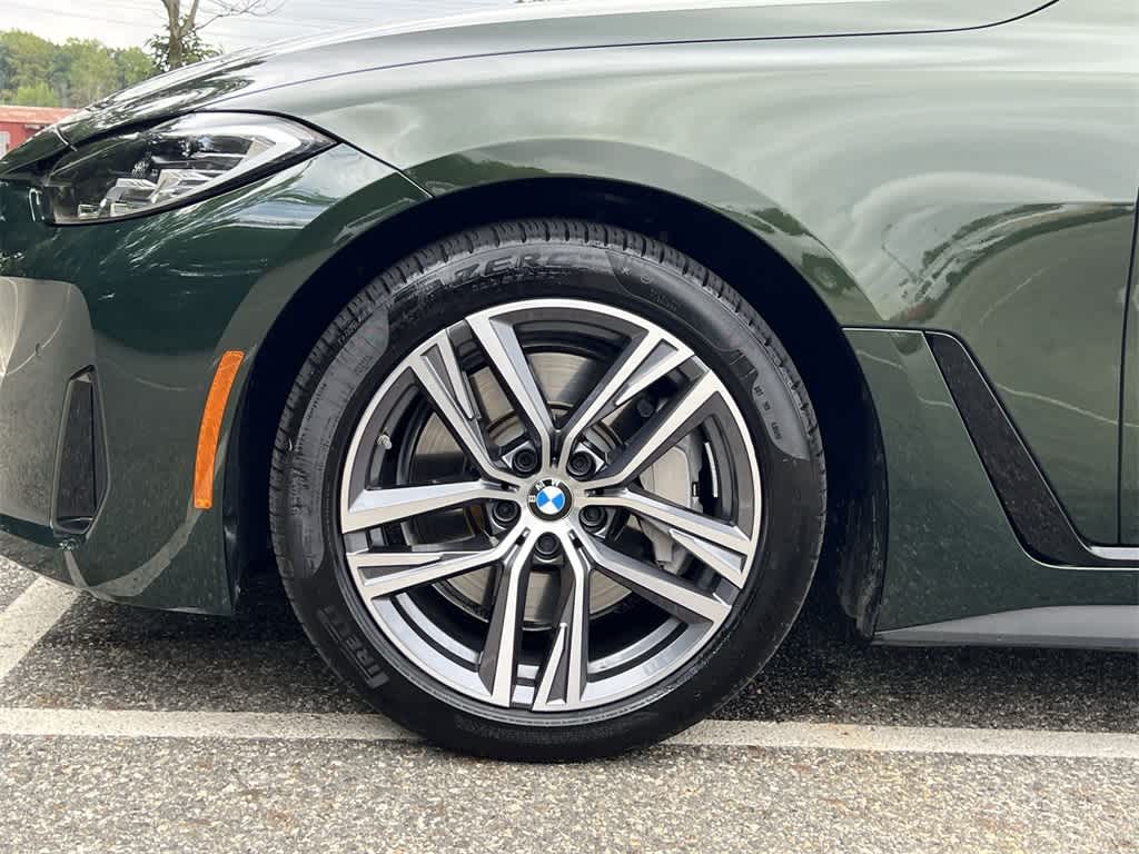 Thumbnail: 2023 BMW 4 Series - 16