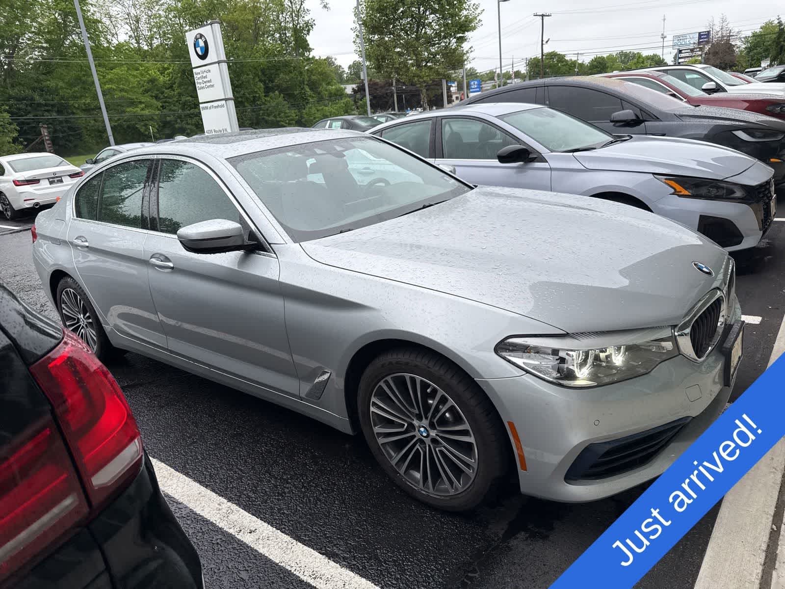 2020 BMW 5 Series 530i xDrive Sedan's photo