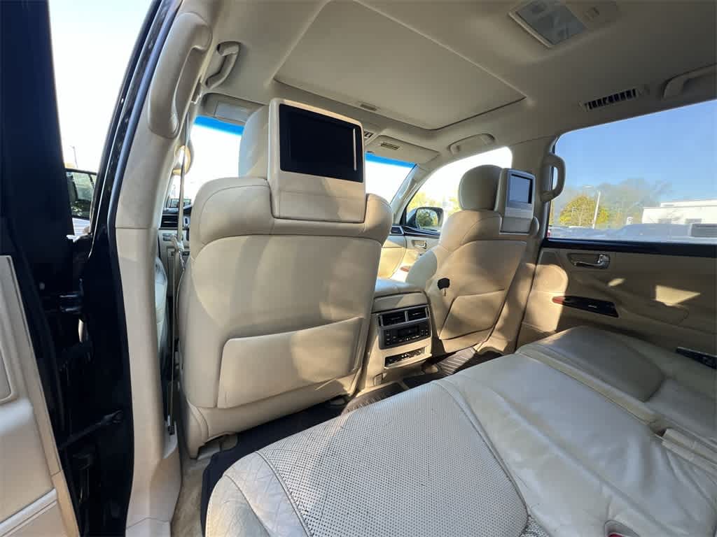 Thumbnail: 2015 Lexus LX - 20