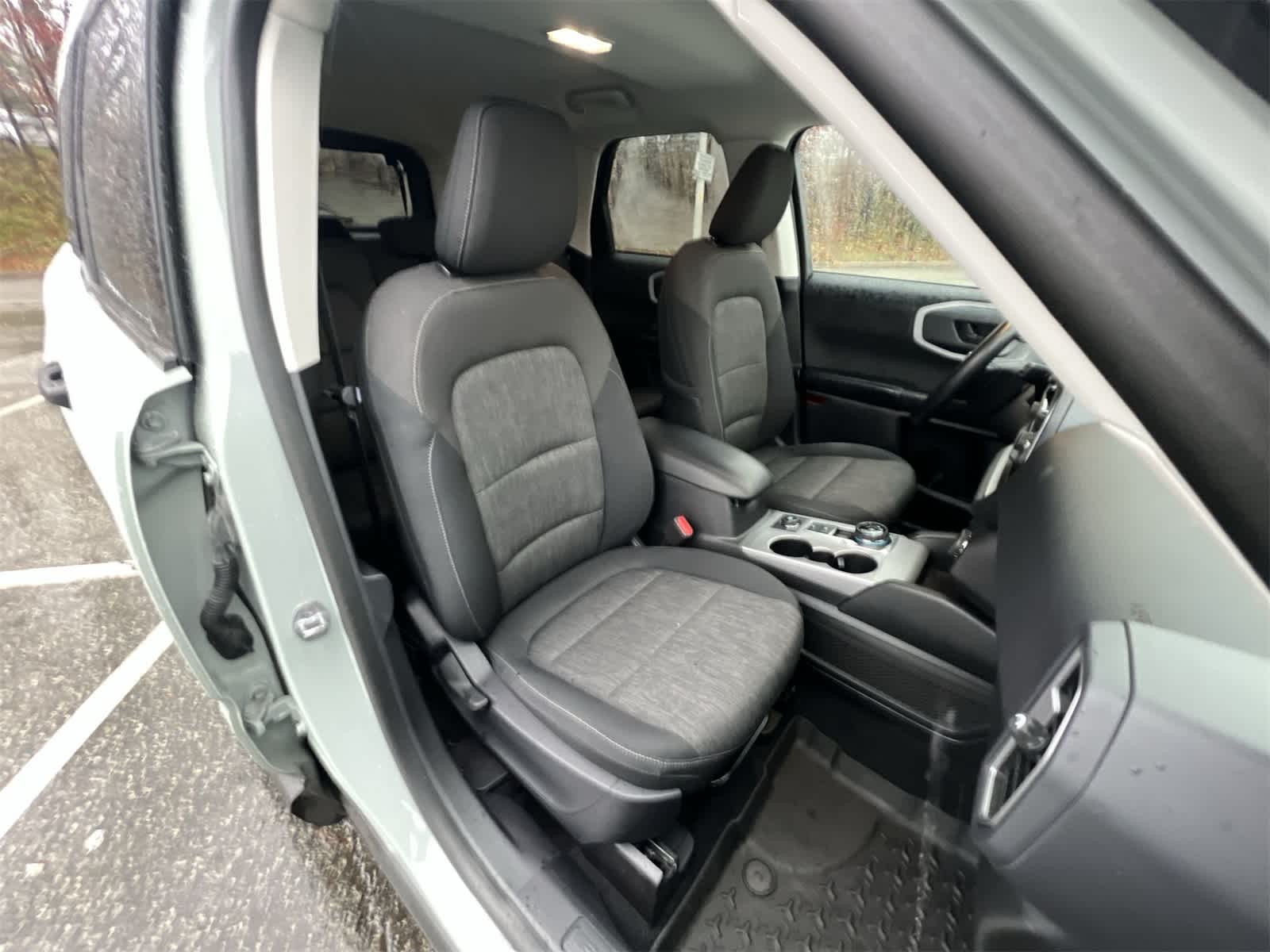 Thumbnail: 2022 Ford Bronco Sport - 22