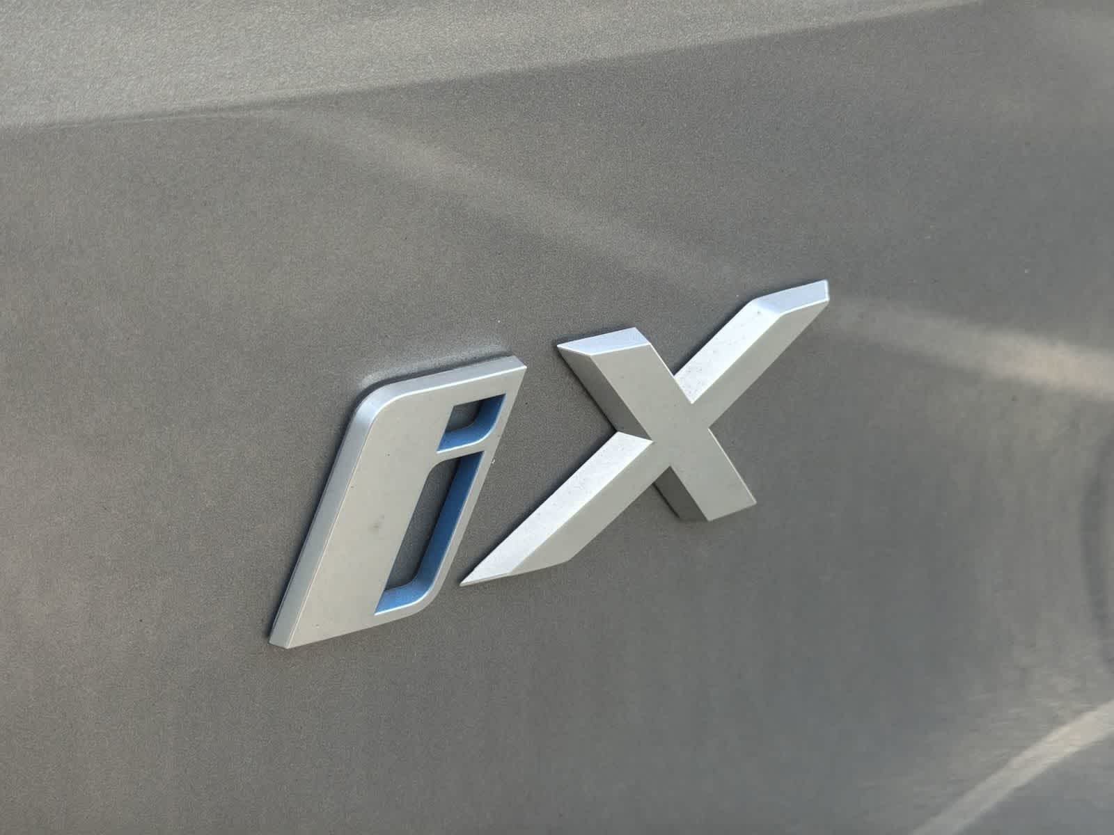 Thumbnail: 2023 BMW iX - 15