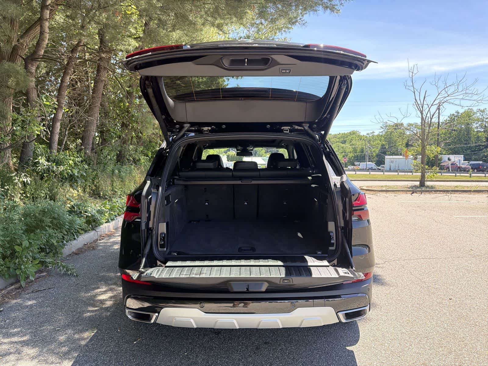 Thumbnail: 2026 BMW X5 - 26