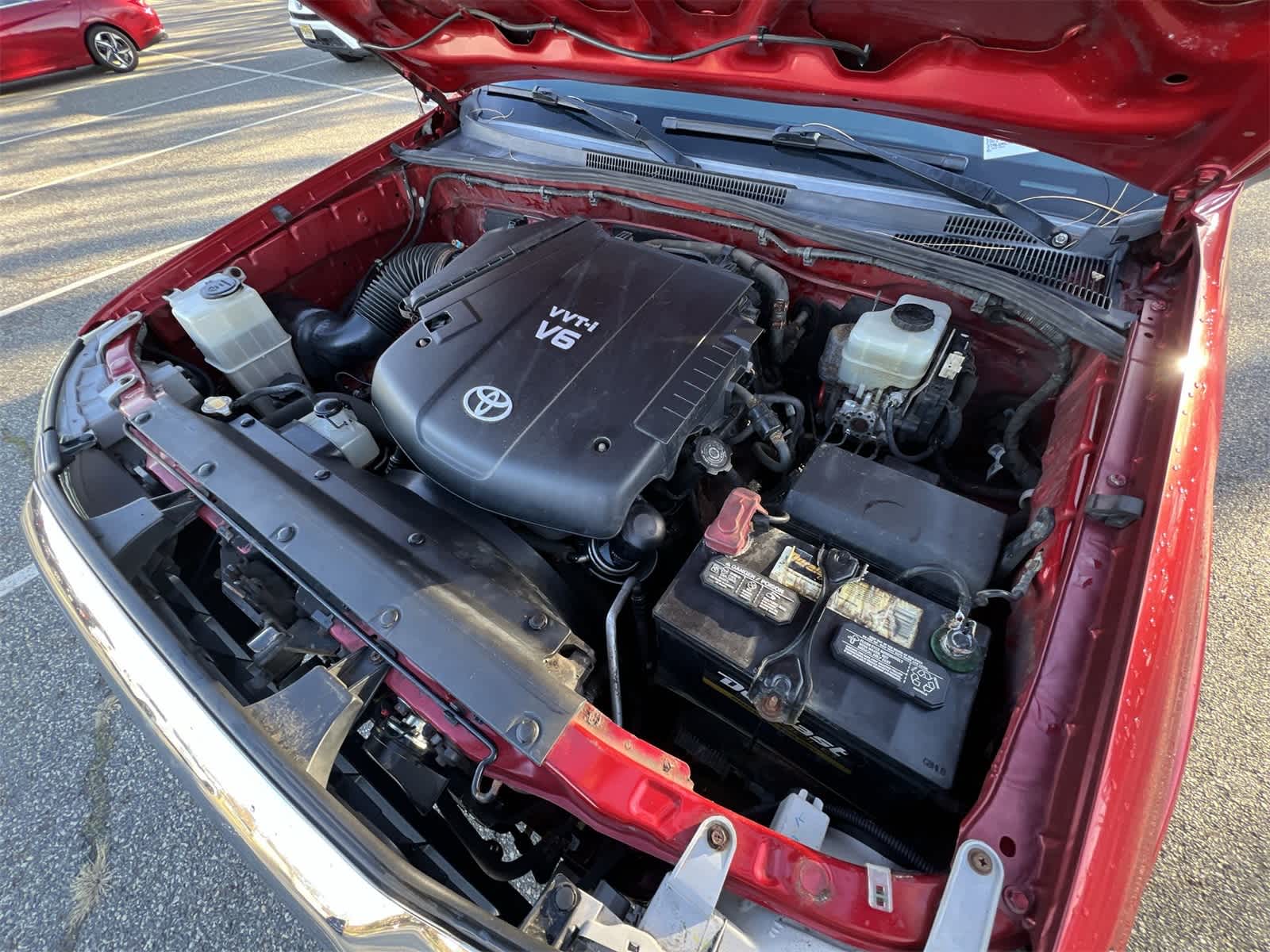 Thumbnail: 2010 Toyota Tacoma - 17