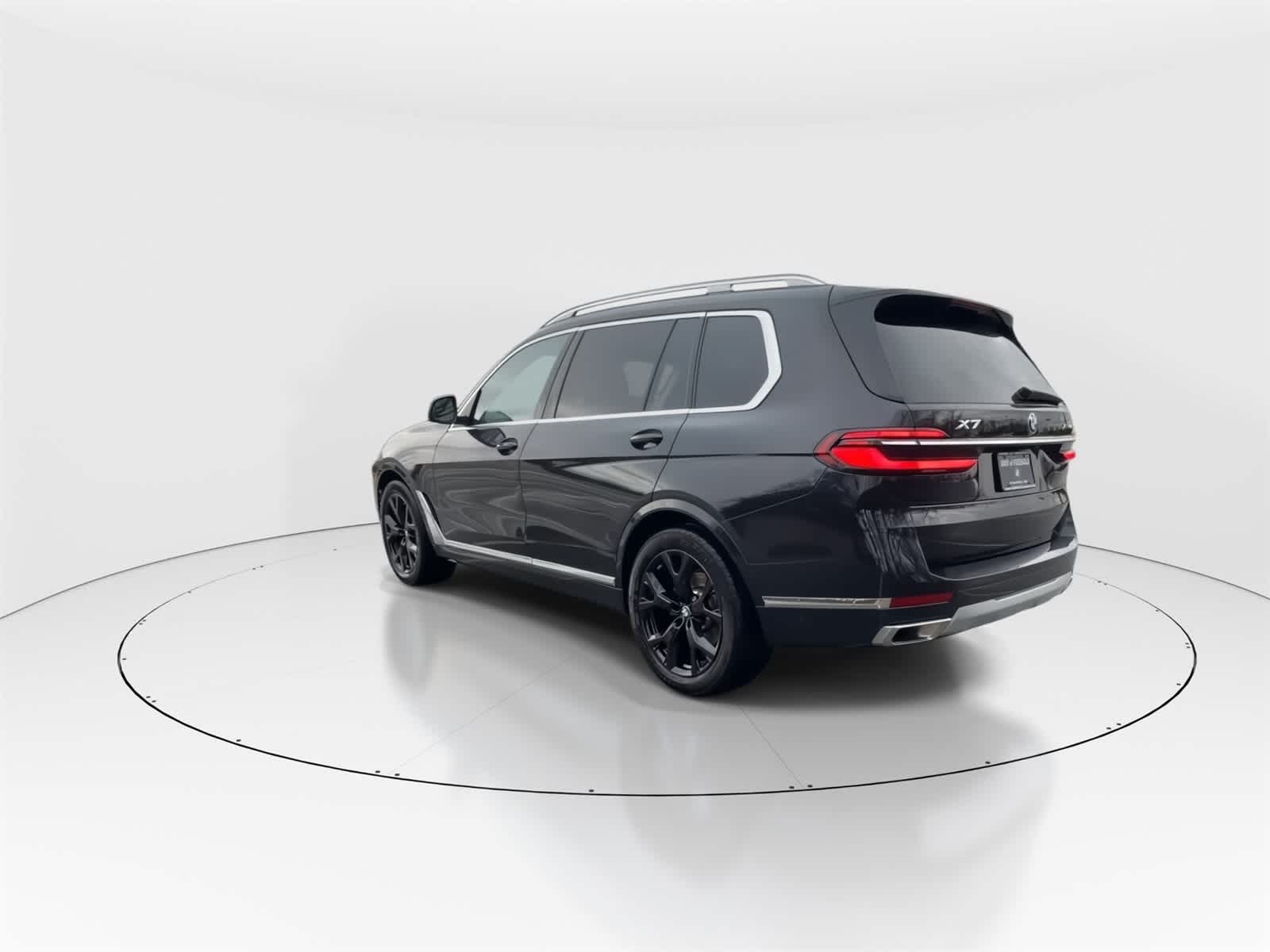 Thumbnail: 2025 BMW X7 - 9