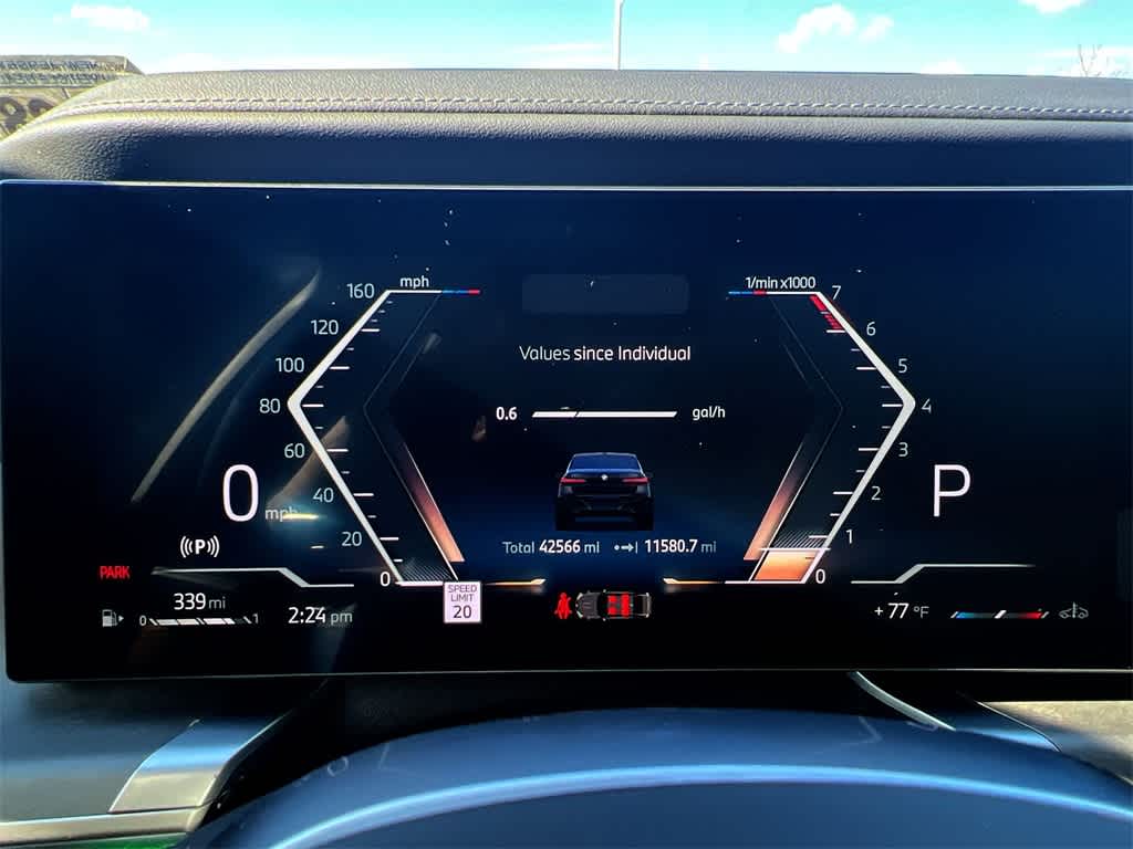 Thumbnail: 2023 BMW 7 Series - 26