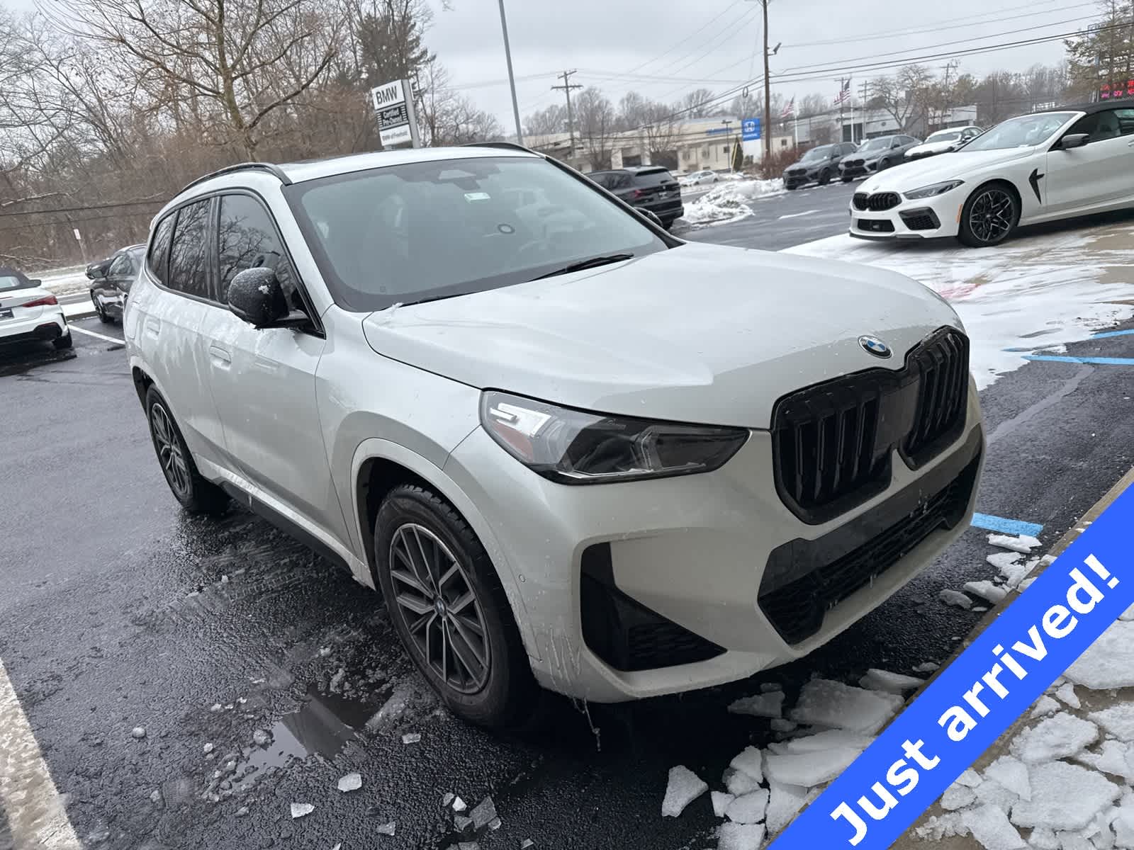 2023 BMW X1 28i's photo