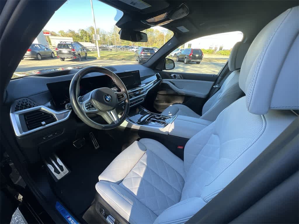 Thumbnail: 2025 BMW X5 - 10