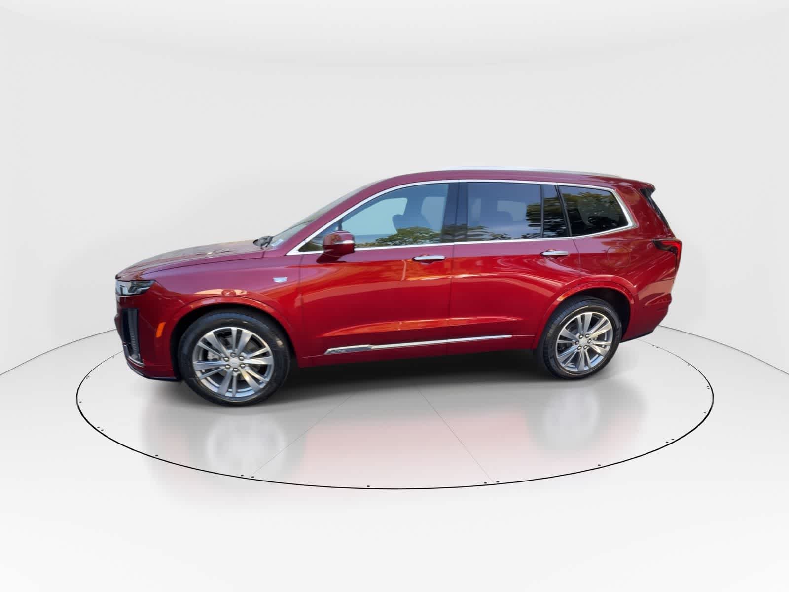 Thumbnail: 2023 Cadillac XT6 - 4