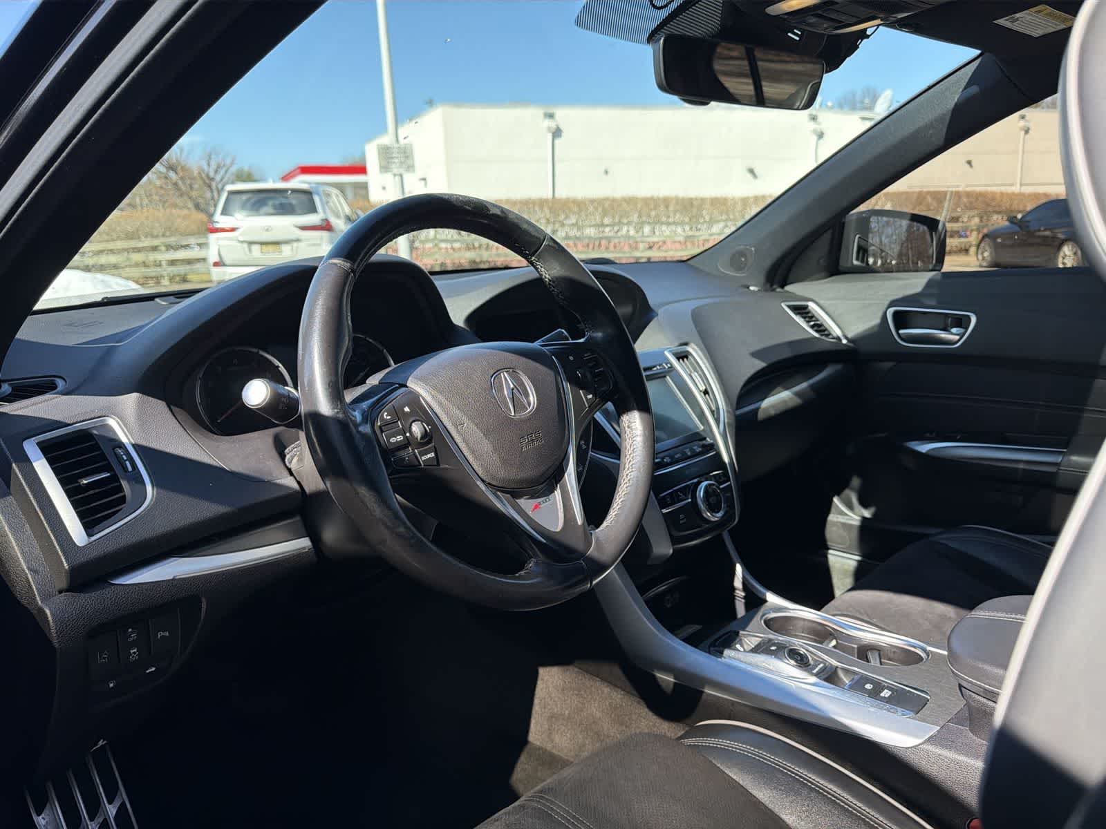 Thumbnail: 2019 Acura TLX - 10