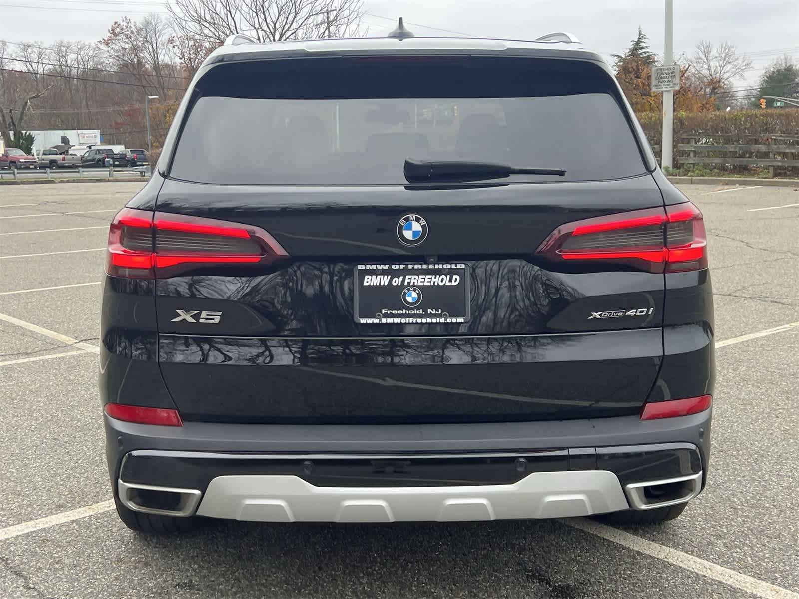 Thumbnail: 2023 BMW X5 - 13