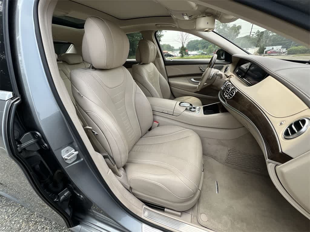 Thumbnail: 2015 Mercedes-Benz S-Class - 22
