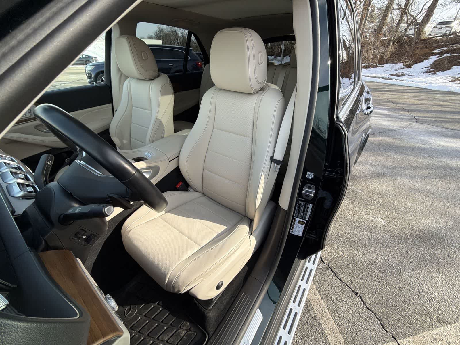 Thumbnail: 2023 Mercedes-Benz GLE - 19