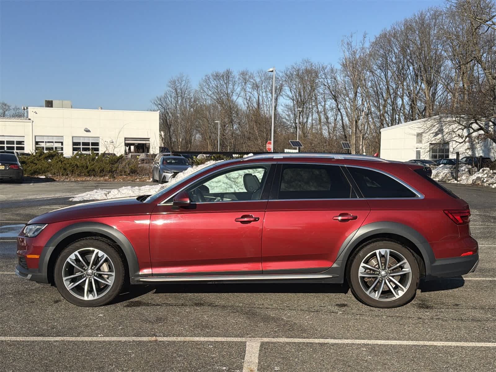 Thumbnail: 2017 Audi A4 - 11