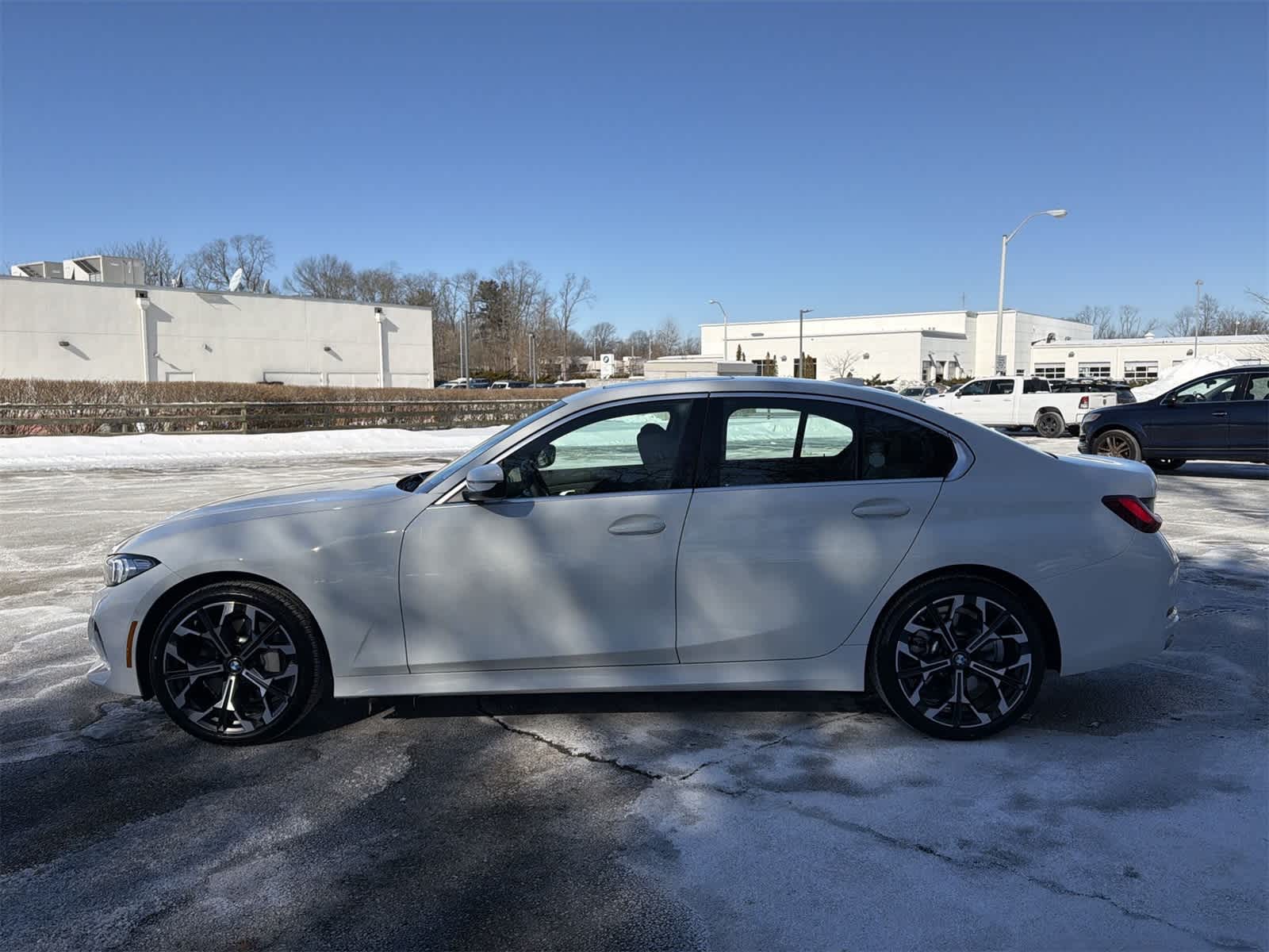 Thumbnail: 2025 BMW 3 Series - 11