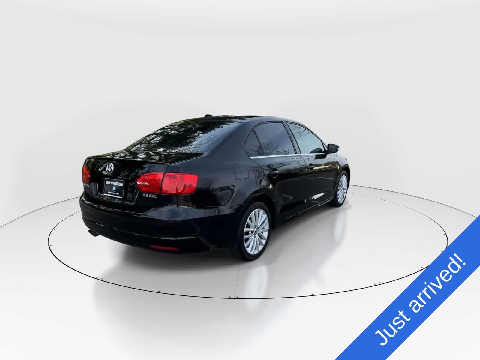 Thumbnail: 2013 Volkswagen Jetta - 8