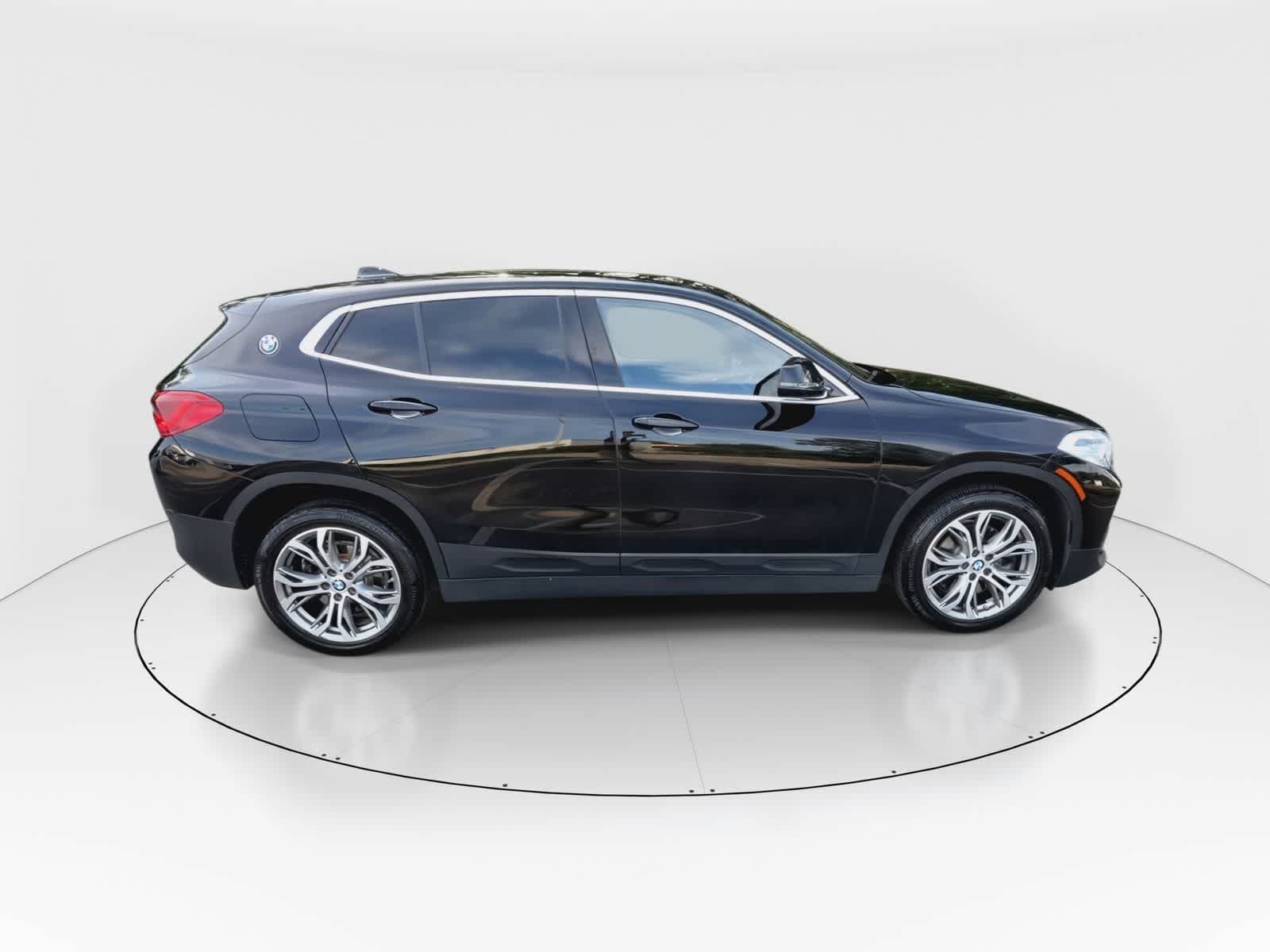 Thumbnail: 2020 BMW X2 - 9