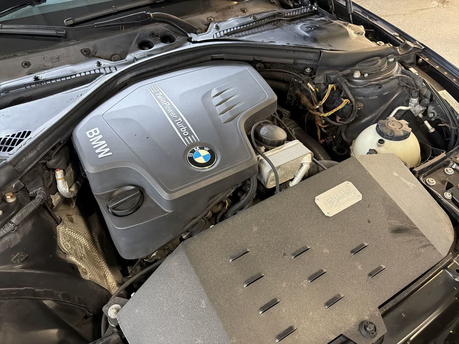 Thumbnail: 2013 BMW 3 Series - 17
