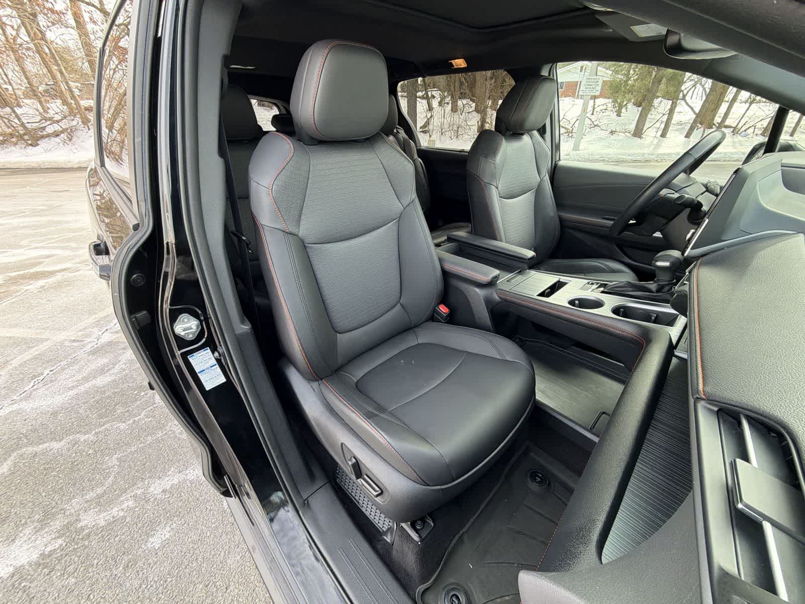 Thumbnail: 2021 Toyota Sienna - 22