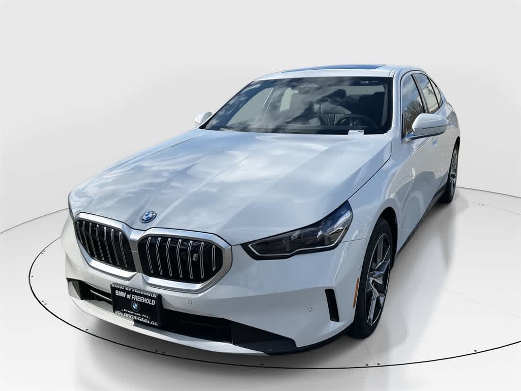 2024 BMW i5 eDrive40 -
                  Freehold, NJ