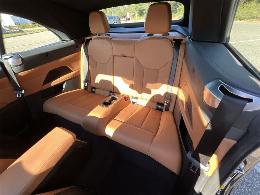 Thumbnail: 2023 BMW 4 Series - 21