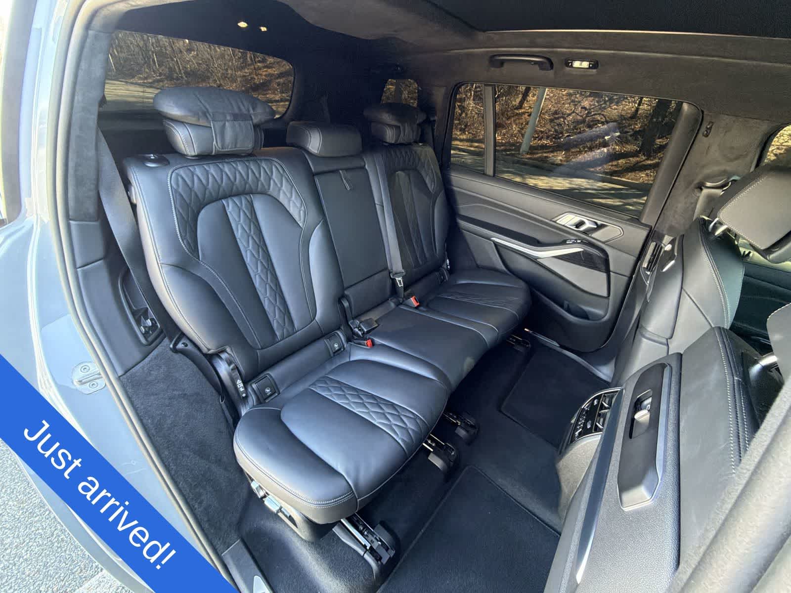 Thumbnail: 2025 BMW X7 - 21