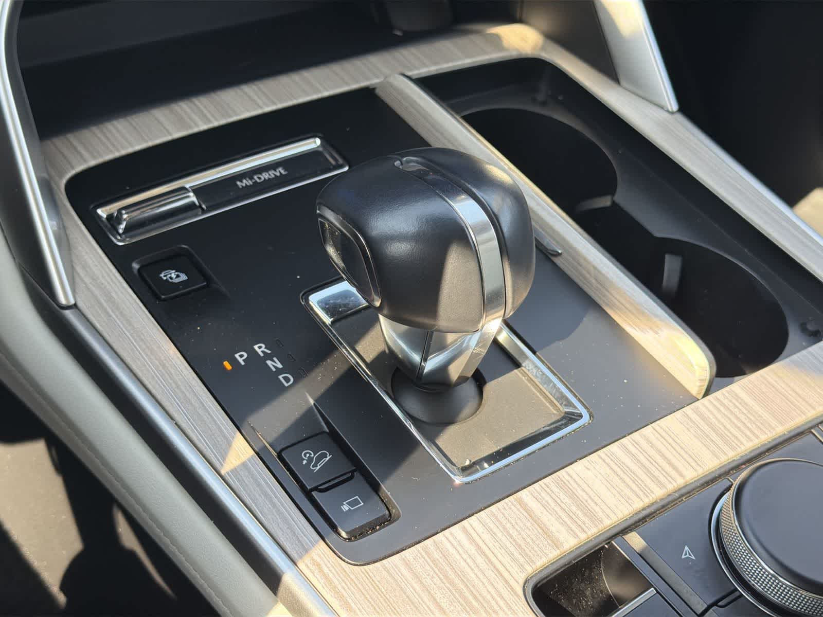 Thumbnail: 2024 Mazda CX-90 - 25