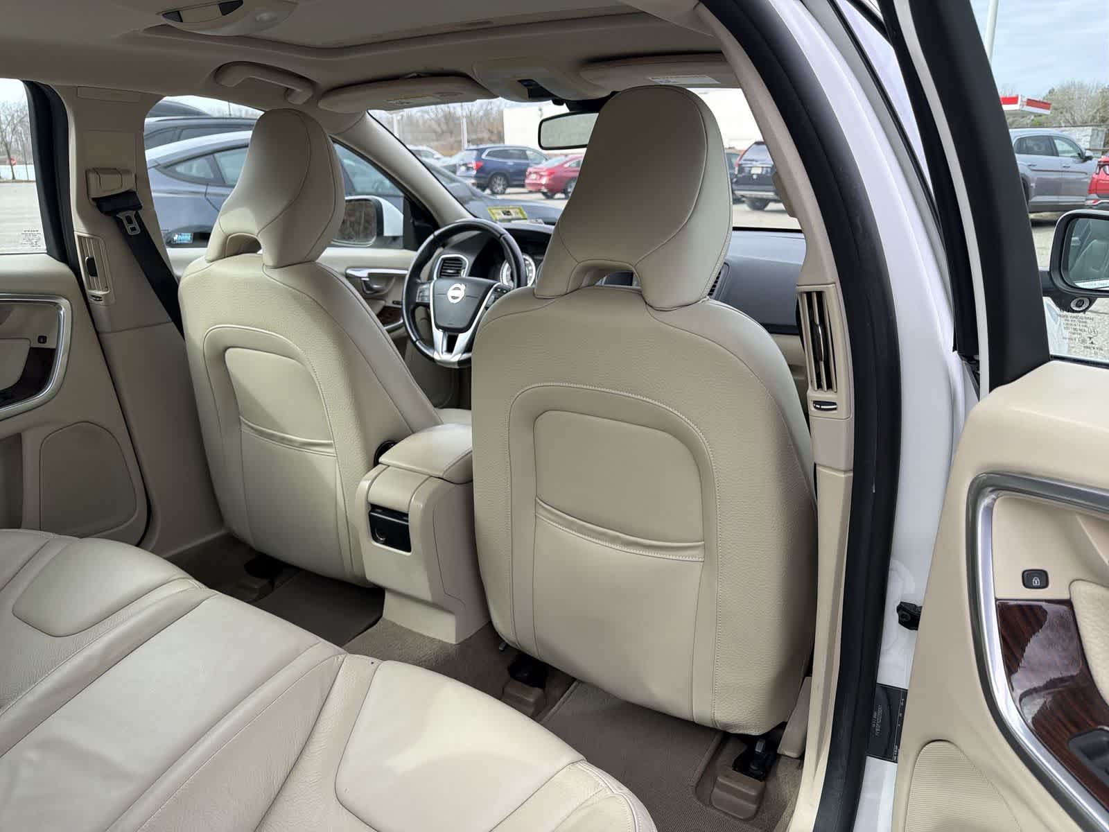 Thumbnail: 2013 Volvo S60 - 20